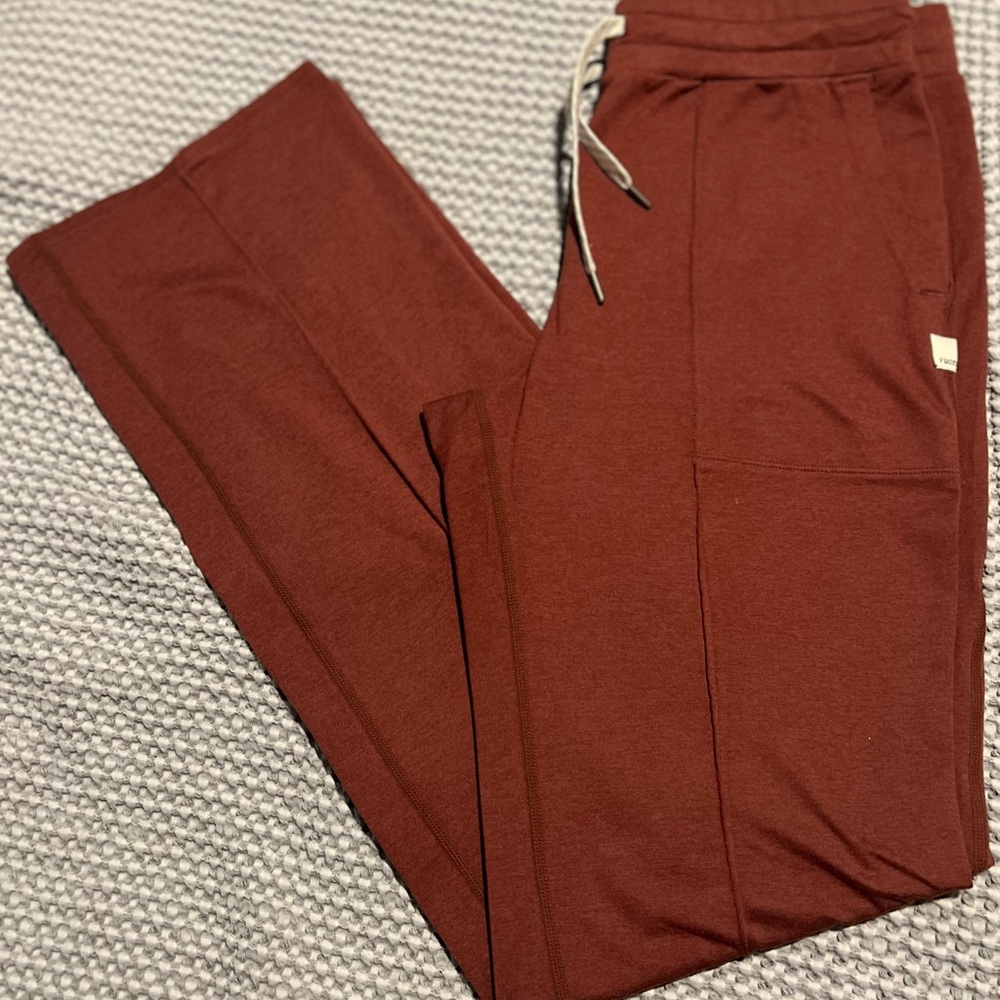 Vuori halo wide leg flare pants size s
